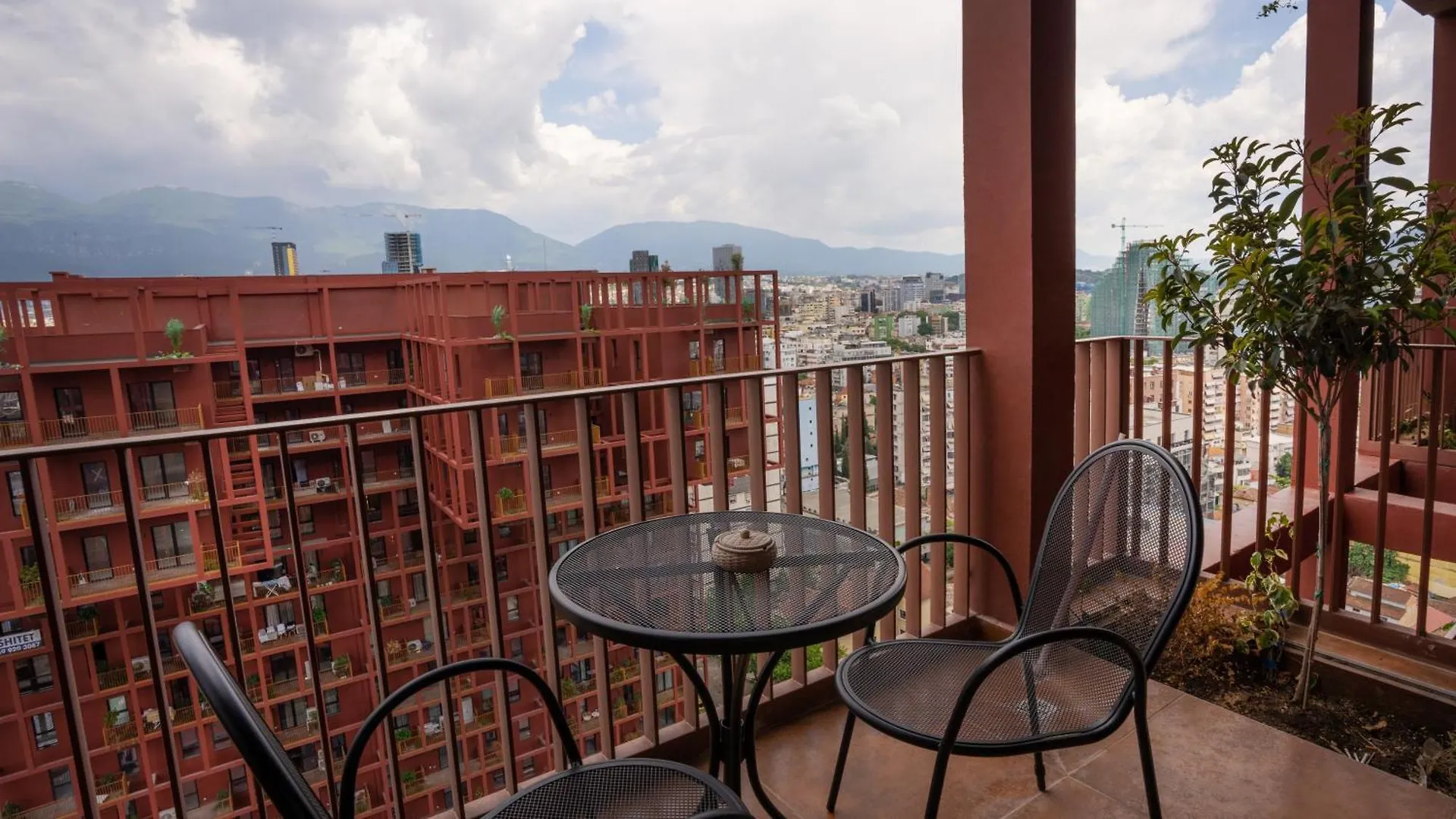 Arza Apartment B17 Tirana 0*,  Albania