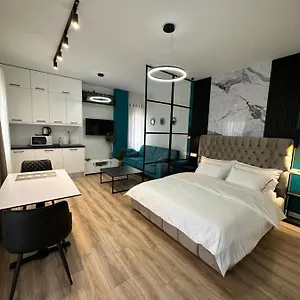 Intercontinental Center Apartment
